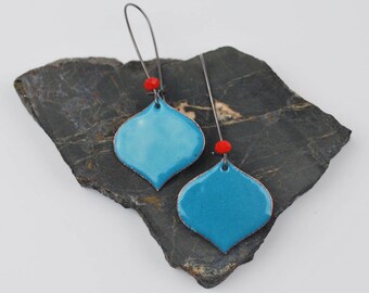 Onion Enameled Earring in Denim Blue with red accent on blackened silver long kidney hooks