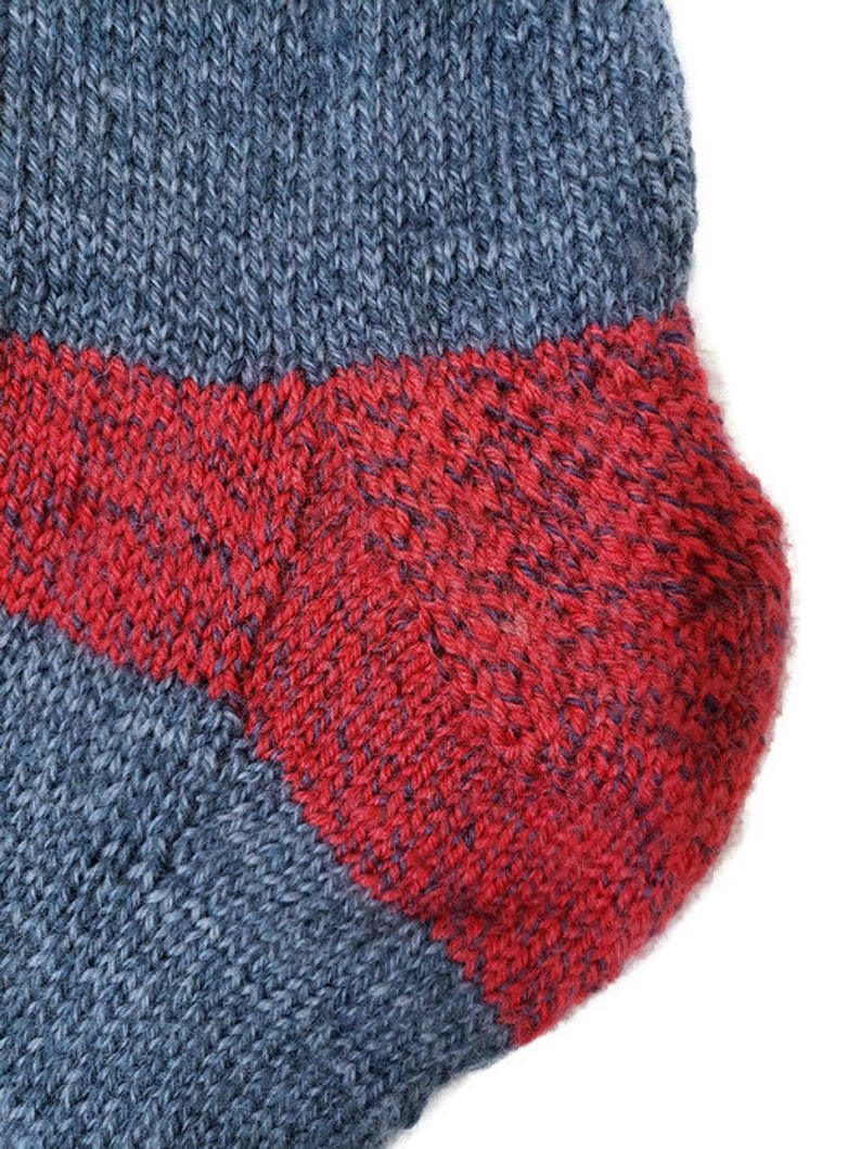 Multi-Colored Blue and Red Mens Hand Knit Socks Casual Socks Size 9.5-10
