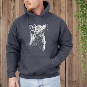 Realistic Wolf Graphic Sweatshirt: Wildlife Animal Hoodie