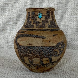 Andrea Winters Moab Utah Native American Vintage Cat Pottery Vase With Turquoise Stone