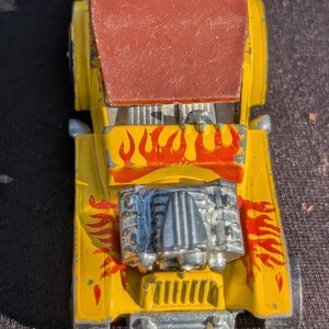 Hot Wheels Diecast Lot - 3 various vehicles included