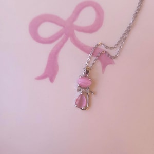 Silver Plated  Cat Necklace – Pink Crystal Kitty Pendant – Cute Animal Jewelry – Gift for Cat Lovers – Hypoallergenic