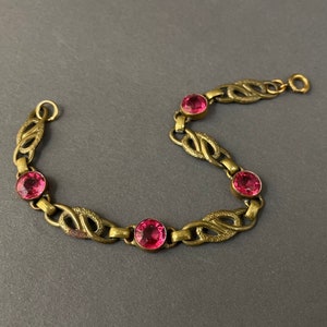 Delicate Vintage Gold Tone Metal Bracelet with Brilliant Pink Stones