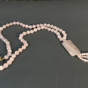 Vintage Pink Rose Quartz Stone Bead Pendant Necklace