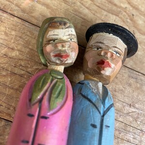 Frank Carl Weber Folk Art Kissing Couple Carved Wooden Bottle Stopper image 2