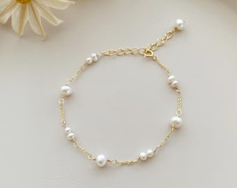Natural Freshwater Pearl Bracelet,Real Pearl Gold Bracelet,Dainty Pearl Beaded Bracelet,Bridesmaid Gift,Mothers day Gift,Adjustable Bracelet