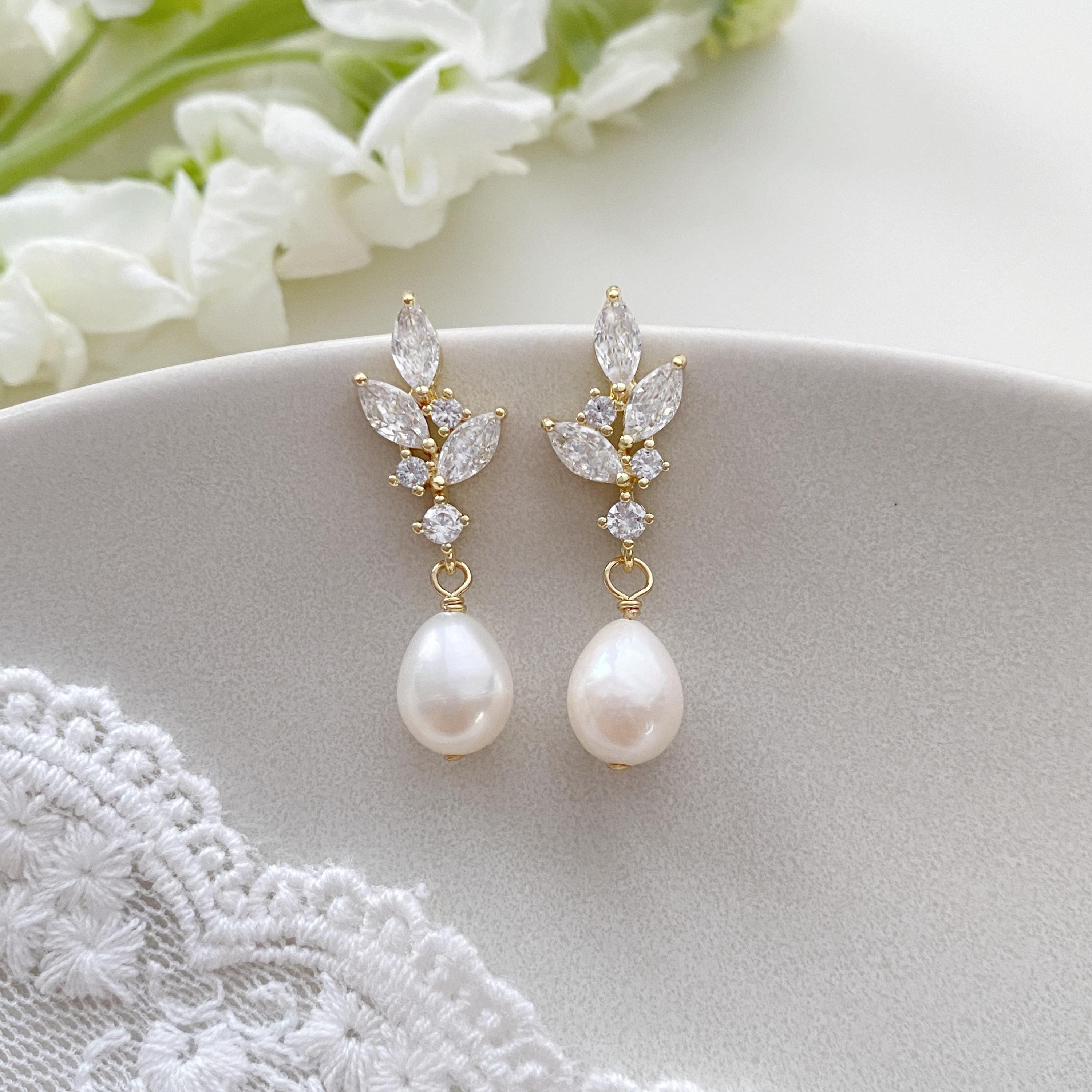 Natural Pearl Diamond Earrings,Crystal Bridal Earrings,Pearl Drop Earrings,Silver Leaf Diamond EarringsFreshwater Pearl Wedding Earrings