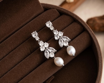 Freshwater Pearl Drop Earrings,Crystal Pearl Earrings,CZ Diamond Pearl Earrings,Bridal Earrings, Wedding Earrings,Bridesmaid Gift