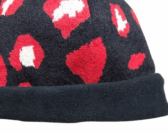 Women’s Heart Hat Warm Winter Beanie Fleece Lined Heart Knit Cap Red Hearts Foldable Valentines Day Gift for Her