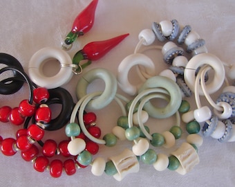 Plain Rubber Clips you pick what color