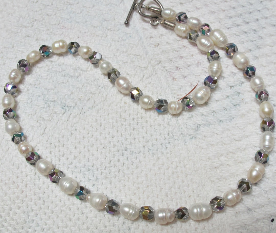 Special Pearl and Iridescent Crystals Necklace - Etsy