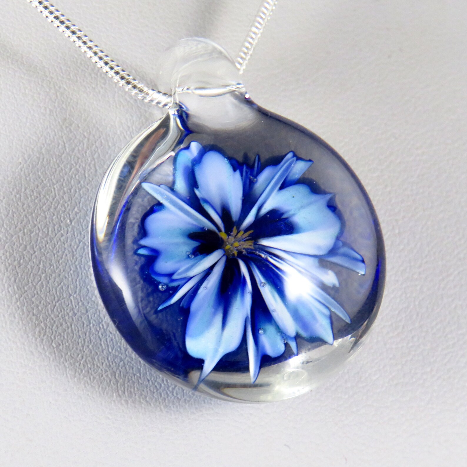 Beautiful Blossom Glass Necklace main image 0