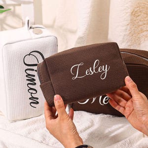 Embroidered Toiletry Bag, Custom Monogram Makeup Bag, Personalized Waffle Travel Cosmetic Bag, Bridesmaid Gifts, Gift For Her, Xmas Gift