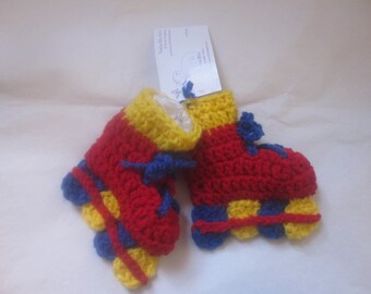 Gehaakte babyslofjes: rood, geel en blauw, 0-6 maanden