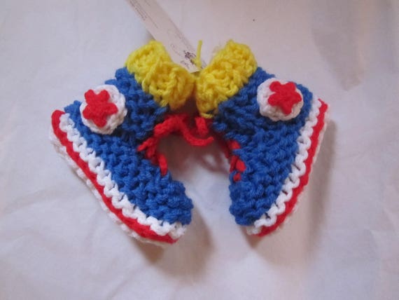 knitted converse booties
