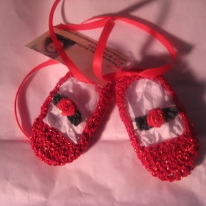 Baby Girl Red Cotton Glitter Ballet Shoe Booties Red Rose trim 0-6mo Wizard of Oz Ruby SlippersLurexr Red satin Ribbons White Elastic Cool!