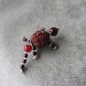 Bakelite and Glass Bead Animal Brooch / 1920s or 1930s / Quirky