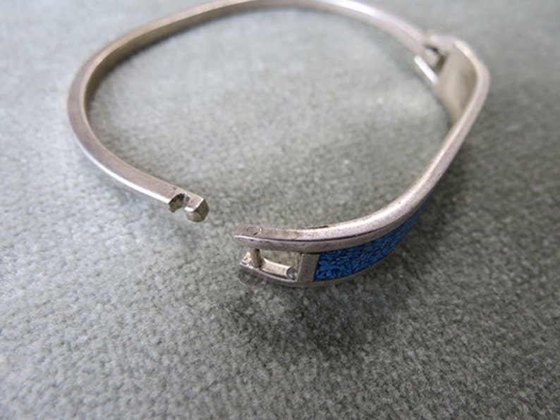 Mexican Alpaca, Silver and Crushed Blue Stone Bangle Bracelet image 3