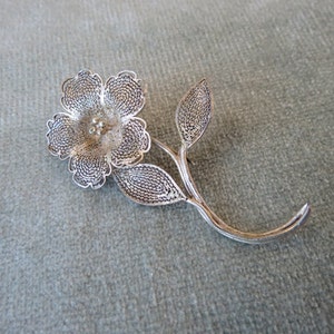 Sterling Filigree Flower Brooch / Pin image 1