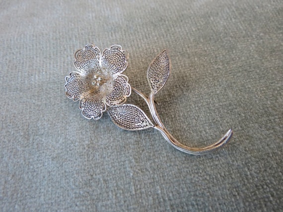 Sterling Filigree Flower Brooch / Pin - image 1