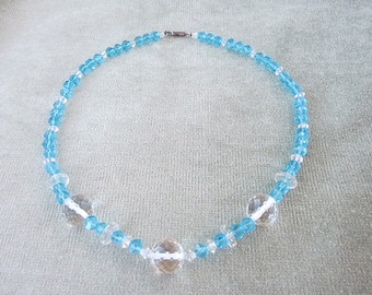 17 1/2" Vintage Cut Faceted Glass Beads Necklace