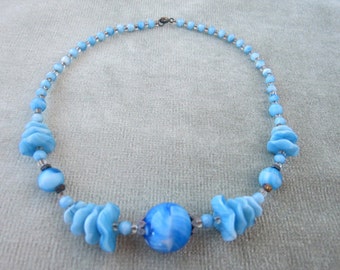 Vintage Art Deco Blue Marbled Glass Beads Necklace / Czech / 1930s