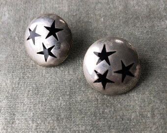 Mexican Silver and Black Enamel Earrings / Taxco / Pierced