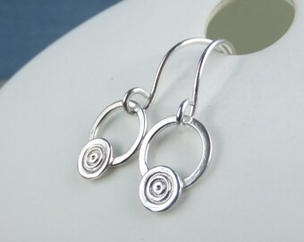 CIRCLES - Circle Drop Sterling Silver Earrings - Hand Stamped Textured Metalwork Wirework - Shiny Dangly