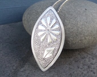 Doodle Flower Textured Drop Sterling Silver Pendant - DAISY v3 - Handmade Embossed Metalwork Necklace - Blossom - Garden Theme