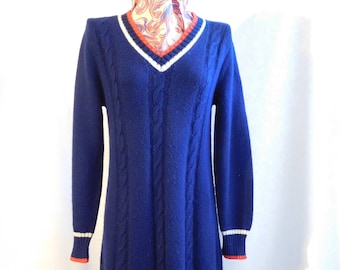 Sweater Dress Navy Blue Cable Knit V-Neck Midi Length Size Medium Vintage 70s