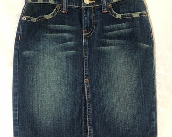 London Jean Dark Denim Slim Skirt Knee Length Size 4 Vintage 90s