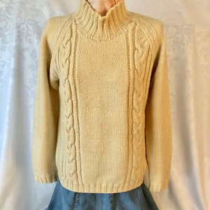 Fisherman Cable Knit Ivory Wool Turtleneck Sweater Size Small Vintage 70s image 2