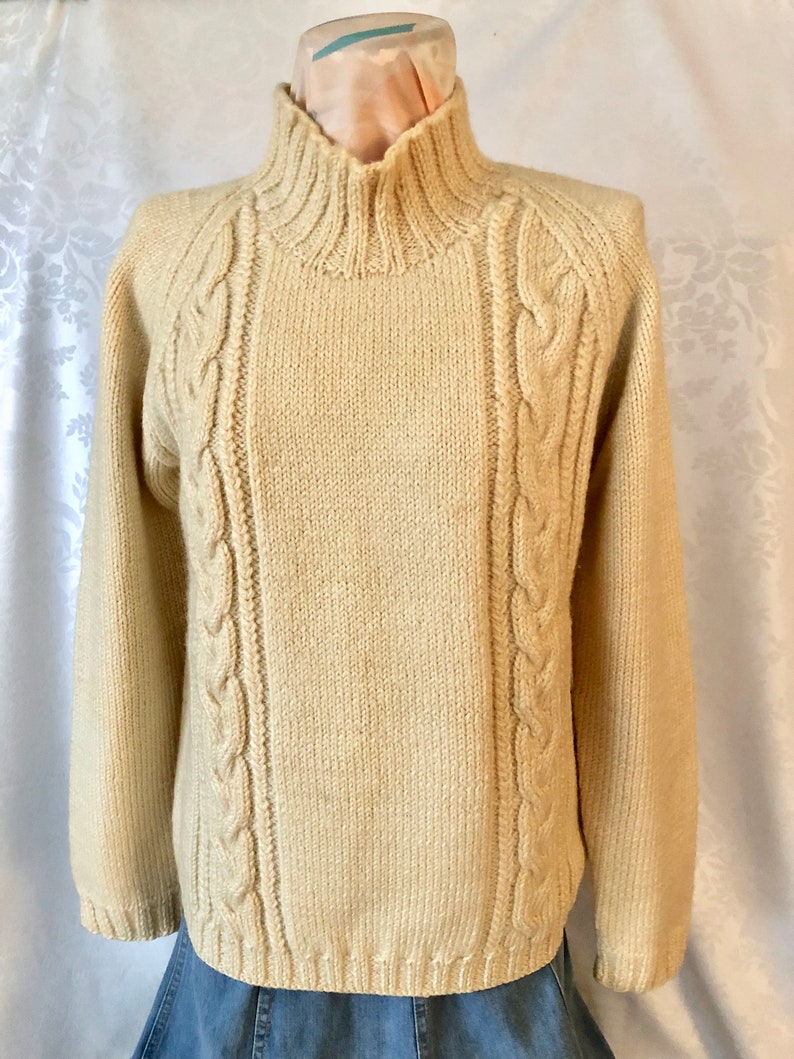 Fisherman Cable Knit Ivory Wool Turtleneck Sweater Size Small Vintage 70s image 3