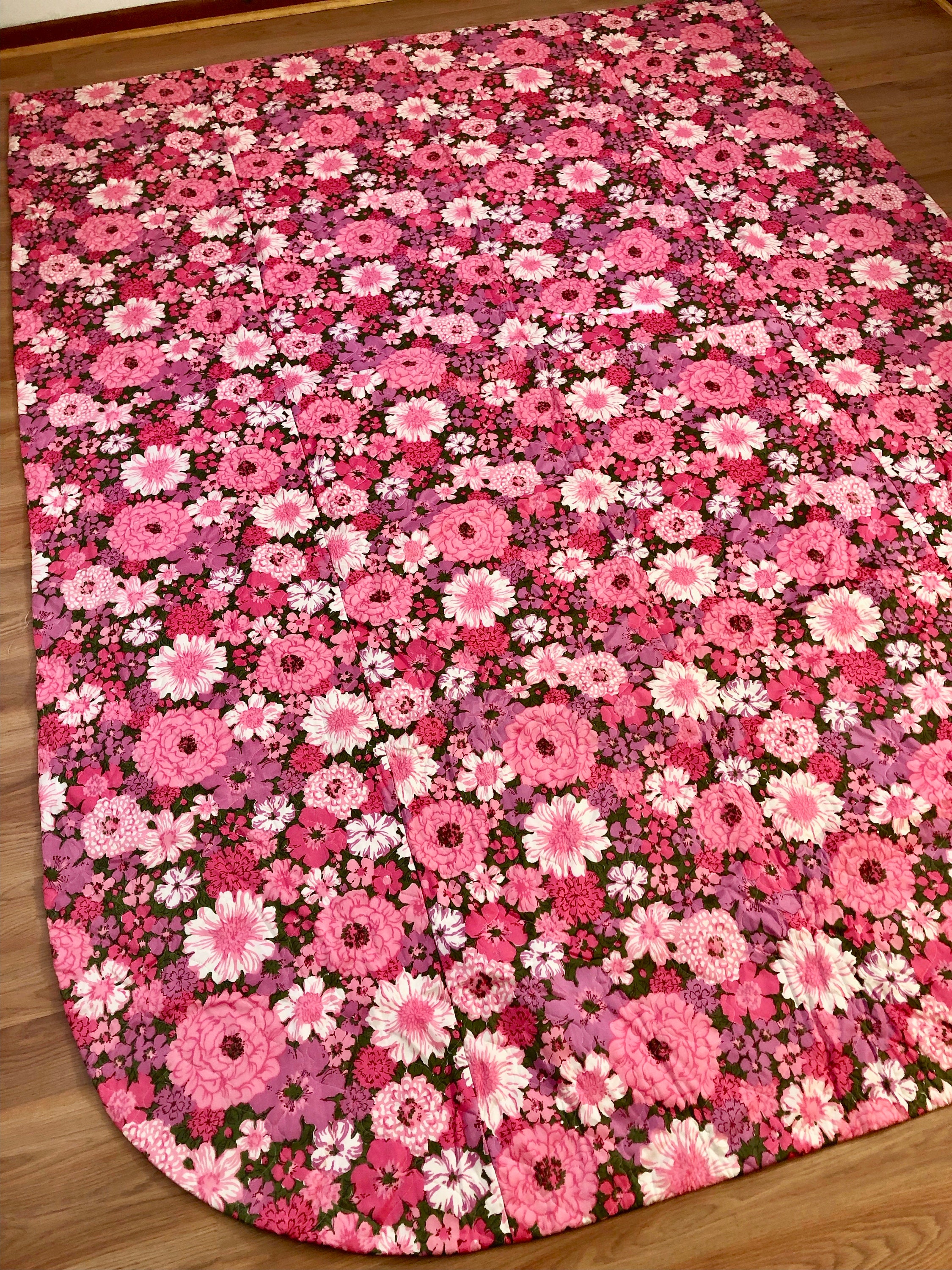 Bedspread Twin Size Hot Pink Floral Quilted Flower Power Vintage 1970s