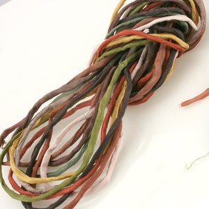 Fili di seta per la creazione di gioielli 10 pezzi da 2 mm di fili di seta Earths Elements Bundle tinti a mano