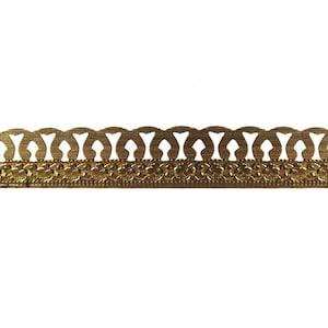 6&quot; Brass Banding - Key Hole Metal Strip Gallery Wire