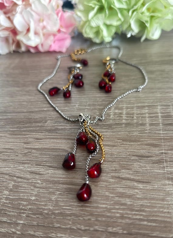 Handmade Pomegranate necklace Earrings: Resin Seeds,  Stainless Steel, метал два цвета, комбинация золото и серебро