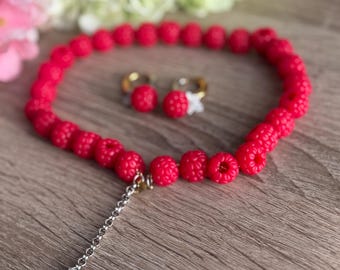 Handgemachte Halskette und Ohrringe aus Polymer Clay