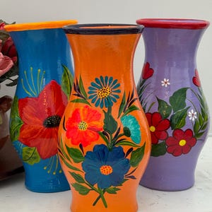 Hand-Painted Mexican Flower Vase: Folk Art Florero de Barro