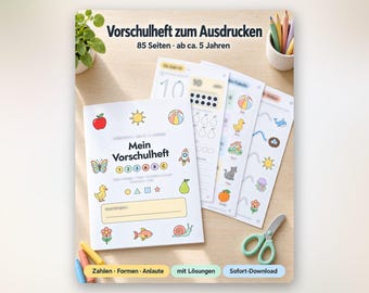 Può includere: Un quaderno prescolare intitolato Mein Vorschulheft di 85 pagine per bambini dai 5 anni in su. La copertina presenta illustrazioni colorate di una farfalla, un'anatra, un pesce e una lumaca. Include fogli di lavoro con numeri, forme e lettere, insieme a un paio di forbici e matite colorate.