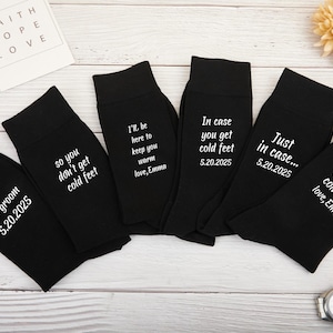 Calcetines bordados para padrinos de boda, calcetines de regalo para padrinos de boda, calcetines para propuesta de padrinos de boda, calcetines bordados con letras, calcetines formales personalizados con letras para hombre.