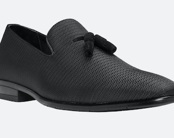 Stacy Adams Tazewell Tasseled Formal Loafers for Men - Black  display picture 1