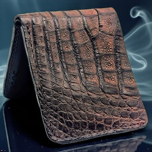 Rustic Alligator Leather Wallet, Luxury Leather, 6 slots, Single Compartment, Slim Bifold afbeelding 1