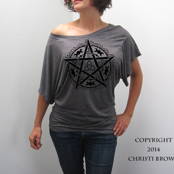 Pentagram Pentacle T Shirt Women's Slouchy Short Sleeve Top Wiccan clothing size medium ON SALE