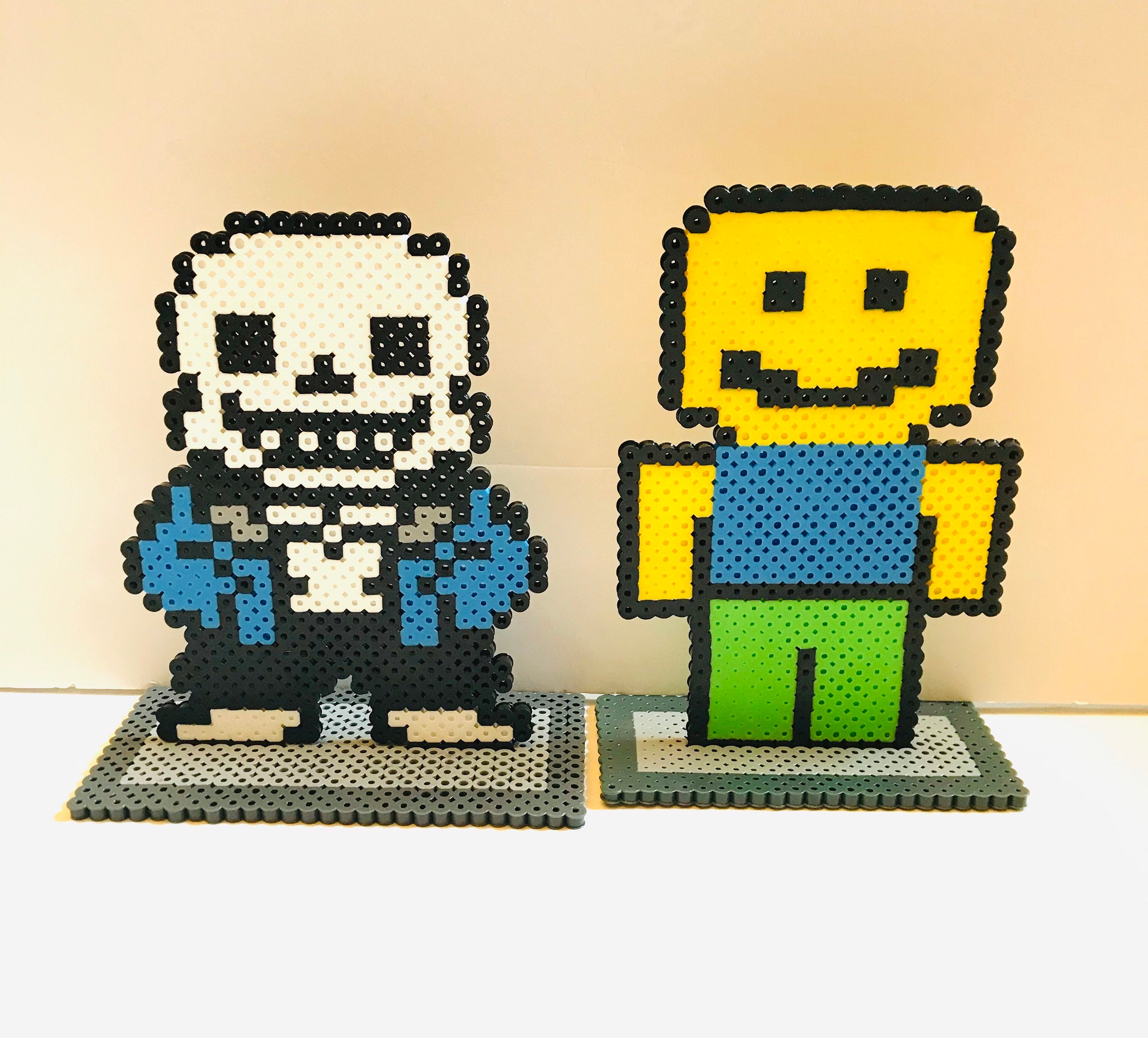 Roblox Themed Standing Characters Noob And Sans Roblox Etsy - noob roblox character