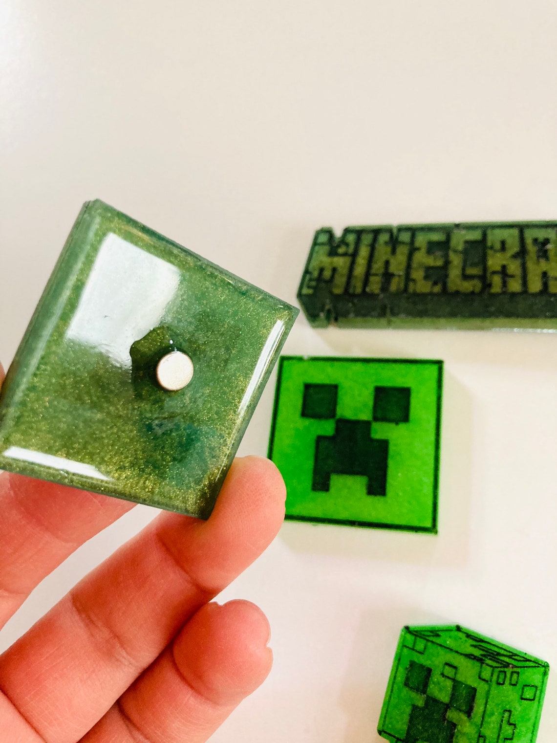 Set of 5 Minecraft resin magnets-party favors-cupcake toppers | Etsy