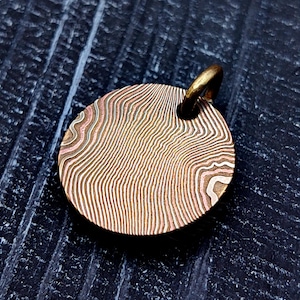 Mokume Gane Disc Pendant – A Woodgrain Metal Masterpiece, Geniune Mokume Gane Medallion pendant, Mixed-metal necklace, Copper Damascus