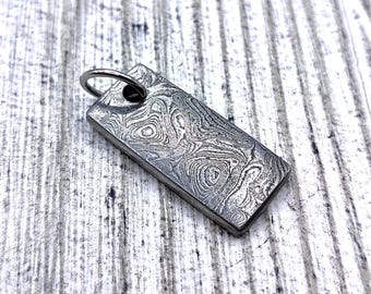 Colgante de acero inoxidable de Damasco: diseño de olas de guerrero vikingo