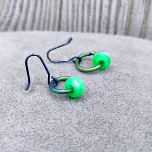 Simple Green Titanium Earrings with Acrylic Bead - Green Festival Earrings, Titanium Jewelry, Simple Earrings, Anodized Titanium Earrings