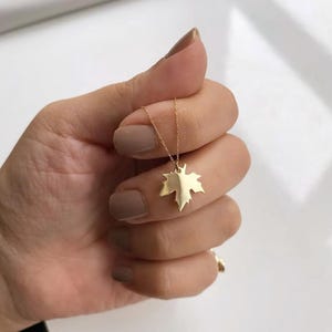 14K Gold Ahornblatt Halskette, Echtes Gold Blatt Anhänger, Echter Solid Gold Blatt Anhänger, Botanischer Anhänger, Kanadischer Schmuck, Weihnachtsgeschenke